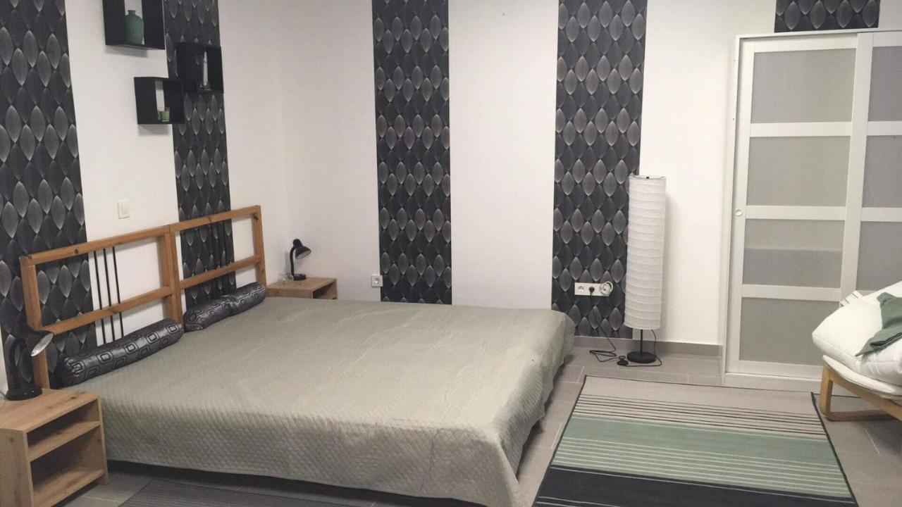 Cuki Apartmanok Dombóvár エクステリア 写真