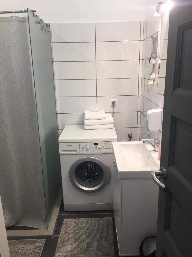 Cuki Apartmanok Dombóvár エクステリア 写真